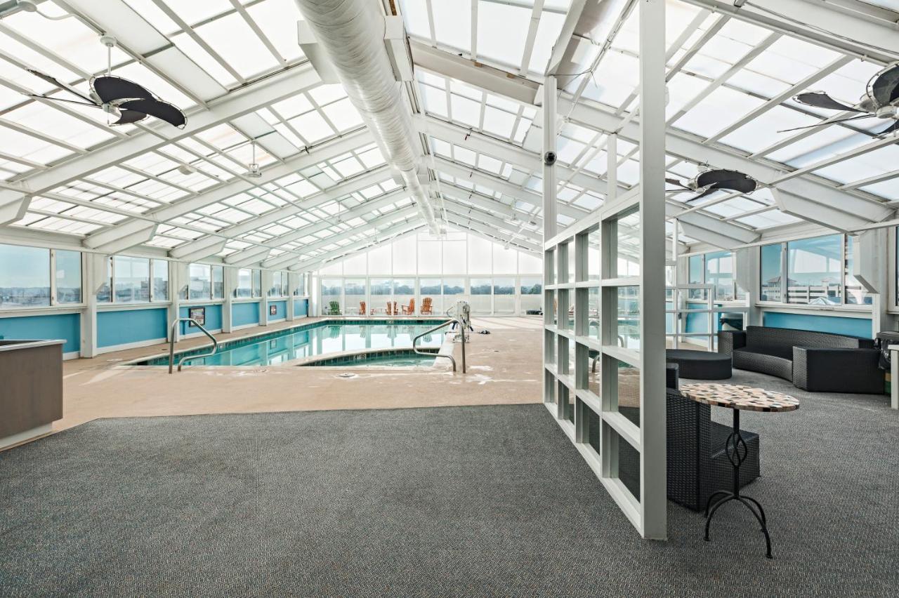 Ocean Sands Resort, Oceanfront, Virginia Beach By Vacatia 외부 사진