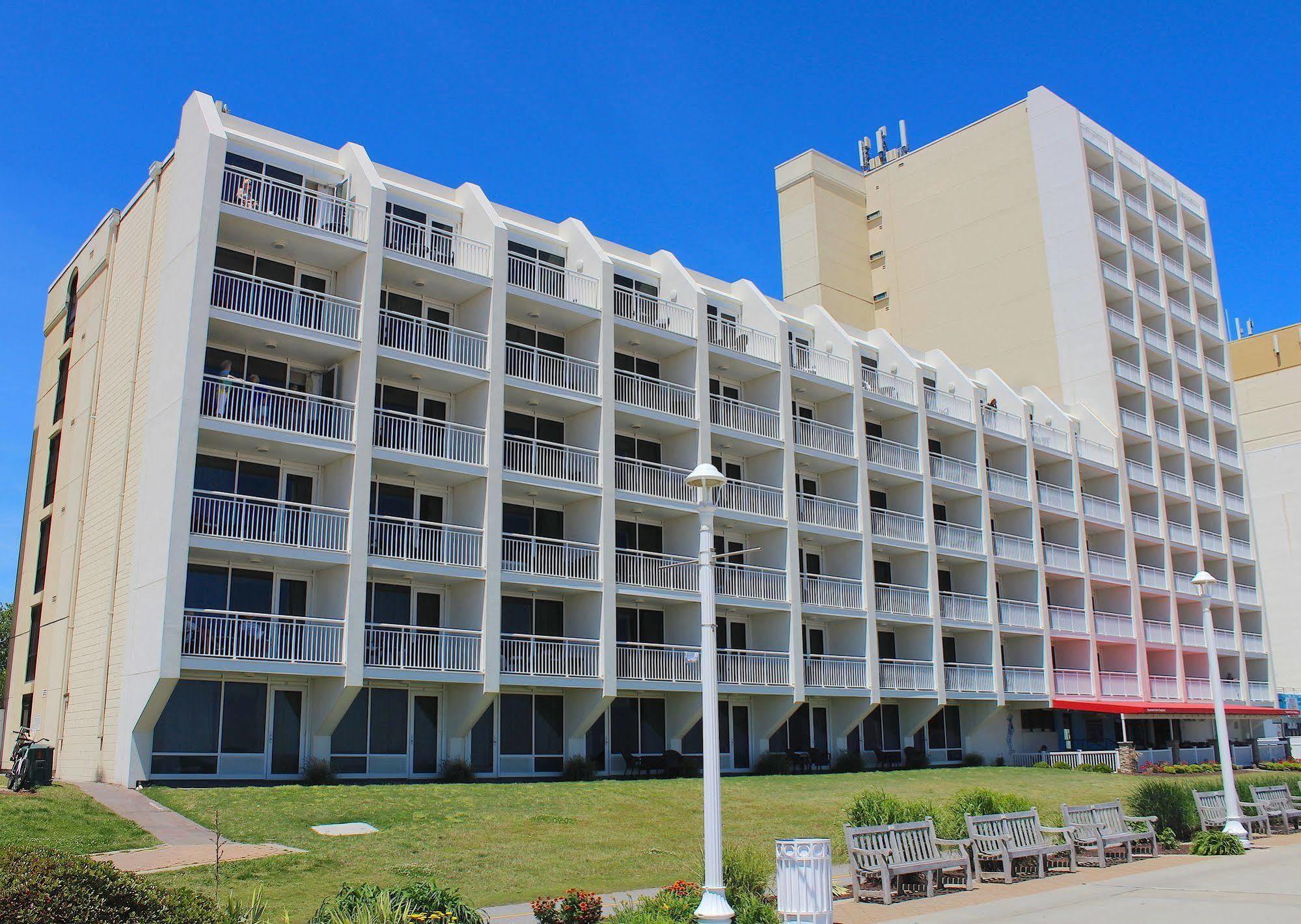 Ocean Sands Resort, Oceanfront, Virginia Beach By Vacatia 외부 사진